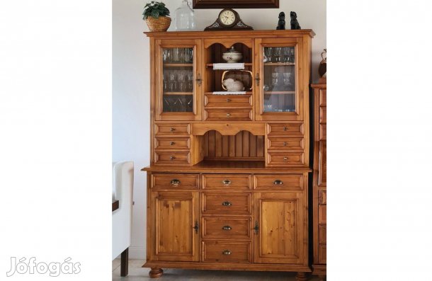 Tálalószekrény, tálaló, kredenc fenyőbútor 140x202, szép állapotban!!!