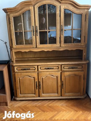 Tálalószekrény ebédlőbe