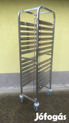 Tálcatartó kocsi 15 szintes GN1/1-es méretű állvány kerekekkel