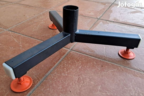 Talp vagy tartó ( karácsonyfának, stb. ) 20260319