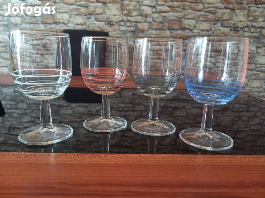 Talpas boros likörös pohár szett 4db