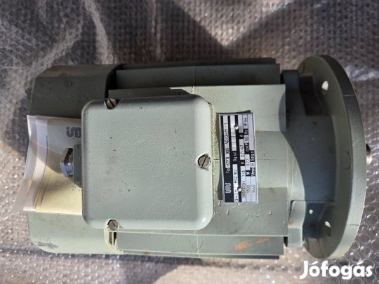 Talpas-peremes villanymotor