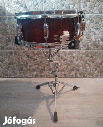 Tama japán pergő állvány