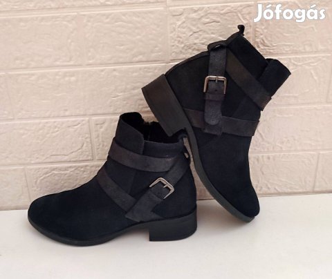 Tamaris bőr, bélelt csizma 38-as