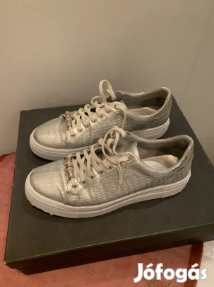 Tamaris ezüst 40-es cipö
