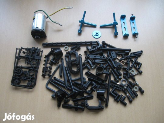 Tamiya RC alkatrészek egyben olcsón
