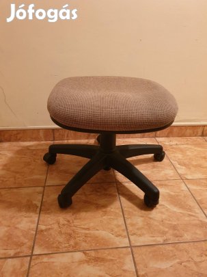 Támla nélküli forgószék eladó Xl.ker 