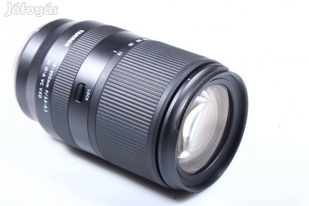 Tamron 18-300mm 3.5-6.3 Di III-A VC Vxd Fuji x objektív 