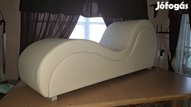 Tantra fotel egyedi kérésre