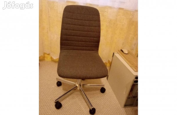 Tanuló szék irodaszék forgószék króm lábbal, mint az új