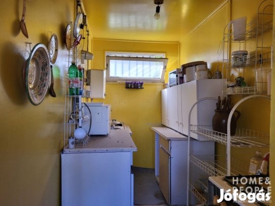 Tápén nyaraló eladó - Szeged