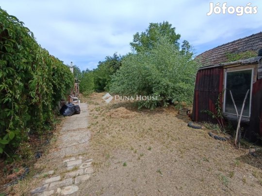 Tápióbicskei 54 nm-es ház eladó