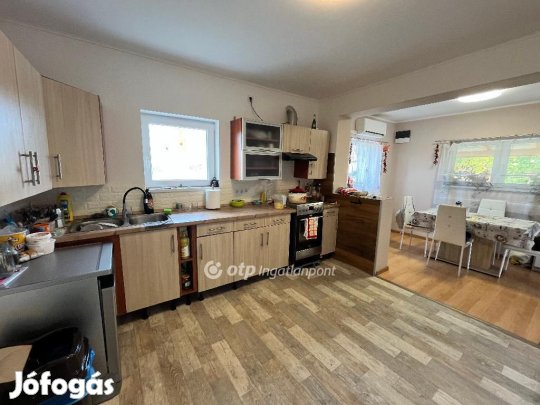 Tápiógyörgyei 60 nm-es ház eladó