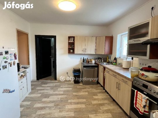 Tápiógyörgyei eladó 60 nm-es ház