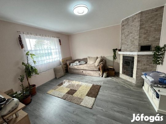 Tápiógyörgyei eladó 60 nm-es ház