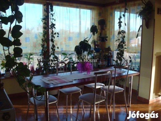 Tápiószecsői 354 nm-es ház eladó