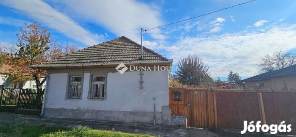 Tápiószecsői 80 nm-es ház eladó
