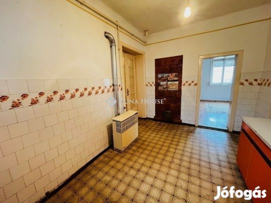 Tápiószecsői 98 nm-es ház eladó