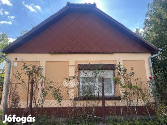 Tápiószelei 50 nm-es ház eladó