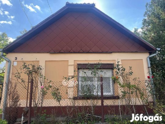 Tápiószelei 50 nm-es ház eladó
