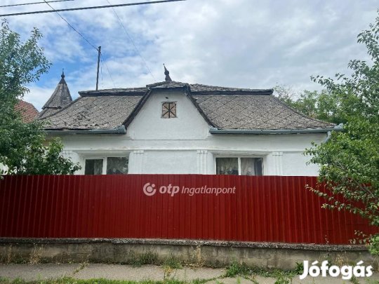 Tápiószentmártoni 110 nm-es ház eladó