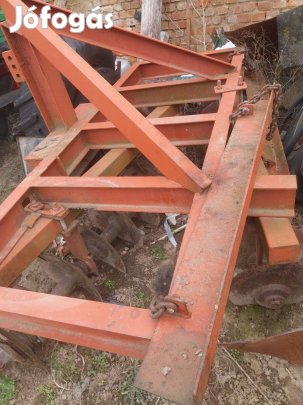 Tárcsa,vetögép,kombinátor elado