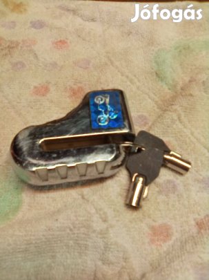 Tárcsafék zár két kulccsal