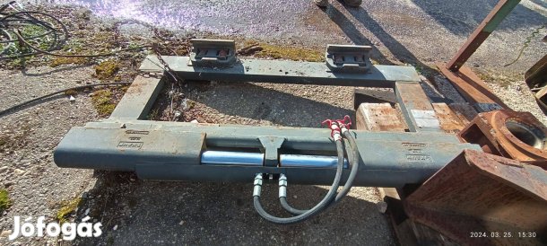 Targonca hidraulikus oldalmozgató