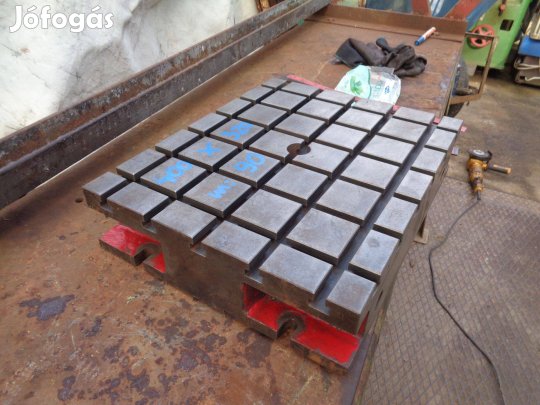 Tárgyasztal marógép kiegészítő tárgy segéd szerelő asztal T hornyos