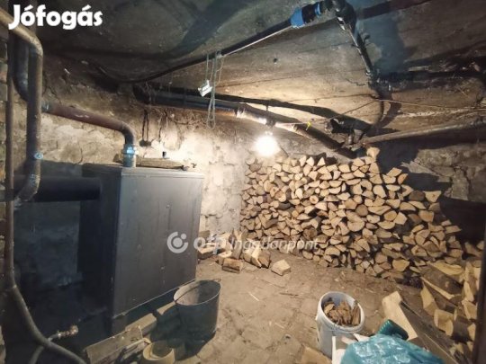 Tari eladó 94 nm-es ház