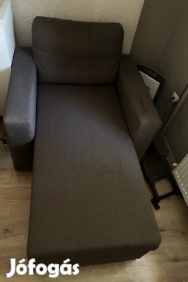 Tárolós fekvő fotel