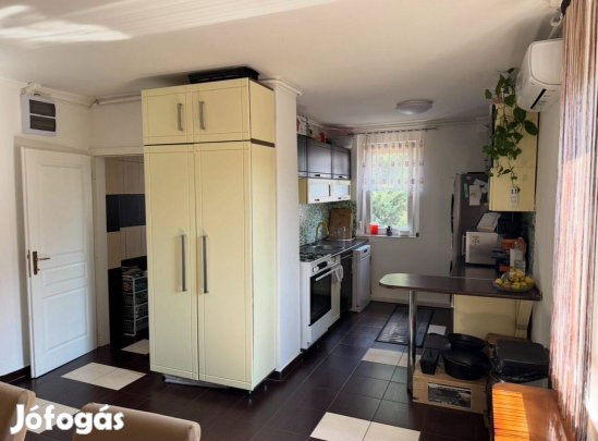 Társasházi lakás garázzsal eladó!!!