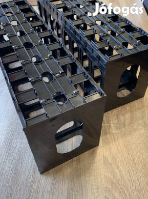 Tartó összeszerelő keret 16 db 280-360Ah Lifepo4 lítium akku cellákhoz