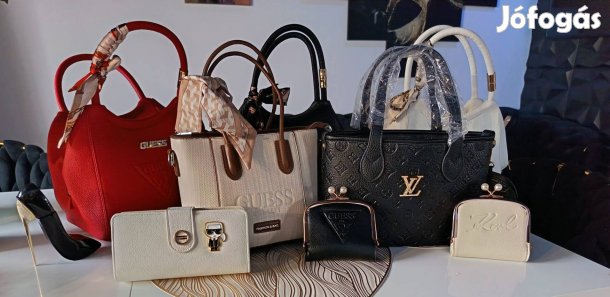 Taska es penztarca szett egyben: