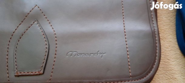 Táskacsomag táska csomag Monarchy