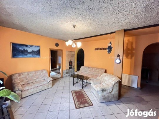 Taszáron családi ház eladó