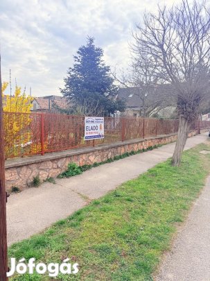 Tata,  építési telek eladó