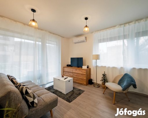 Tatabánya, 1 szobás  tégla lakás eladó