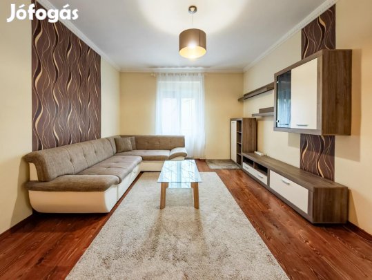 Tatabánya, 2 szobás  tégla lakás eladó