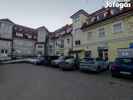 Tatabánya, 3 szobás  tégla lakás eladó