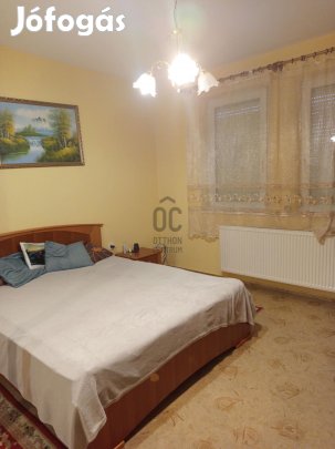 Tatabánya egyik legkedveltebb részén, a Bárdos lakóparkban kínálunk el