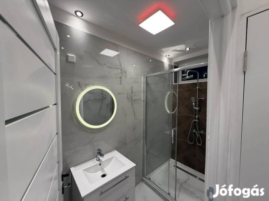 Tatabányán Kertvárosban I. emeleti, felújított lakás eladó!