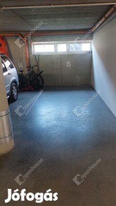 Tatai 16 nm-es garázs kiadó