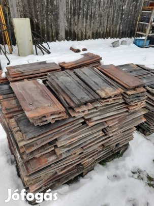 Tatai szallag cserép 1500db elado.Szállitás megoldhato.