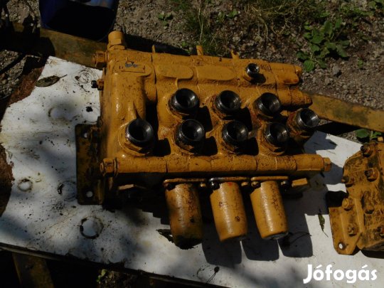 Tátra Ad 28 CKD T 16 Autódaru 3 Körös Hidraulikus Vezérlőtömb