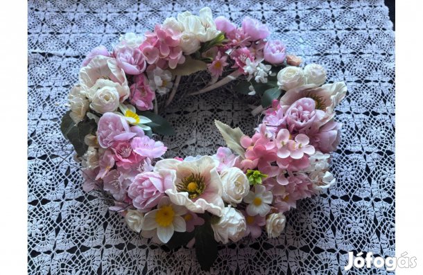 Tavaszi asztaldísz, kopogtató, ünnepi dekoráció