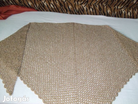 Tavaszi kendő saját készítésű