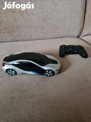 Távirányítós autó BMW l8