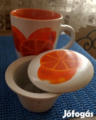 Teás bögre szűrővel, fedővel