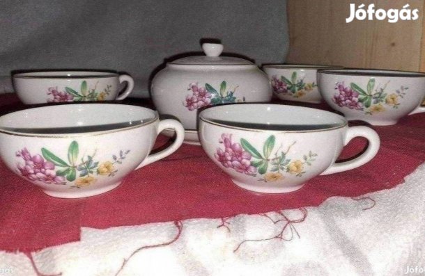 Teás-kávés porcelán készlet